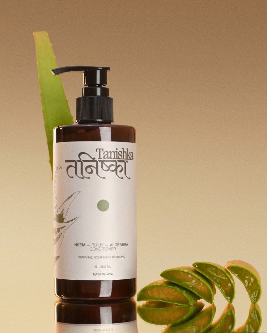 Восстанавливающий кондиционер для волос NEEM-TULSI-ALOE VERA 0