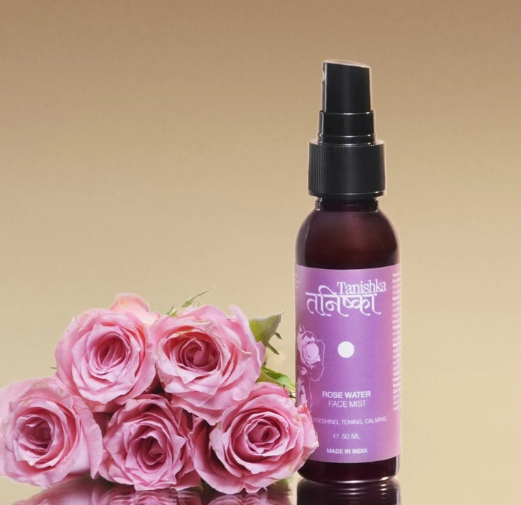 Универсальный спрей из розы ROSE WATER SPRAY